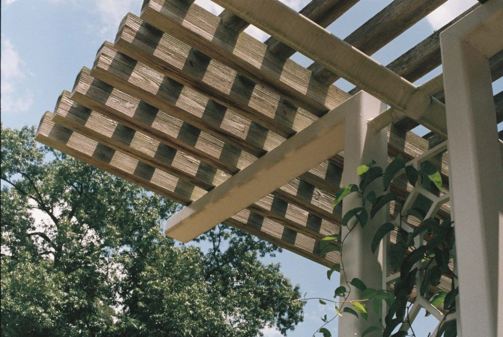 pergola de madera